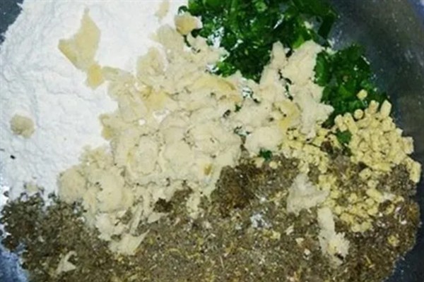 蜂箱撒盐治巢虫靠不靠谱，从理论上看是有效的