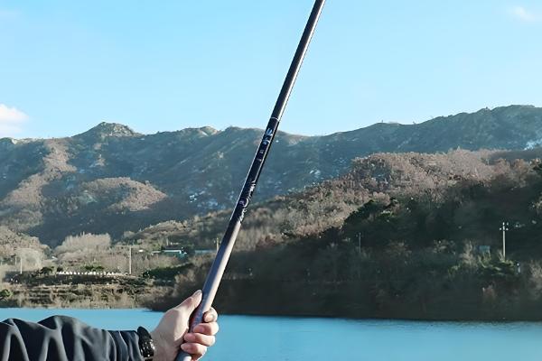 哪些手竿的价格是500元左右，神鹤、宏图、金迦潘等品牌值得推荐