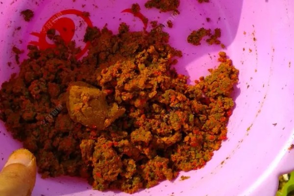 大量西红柿如何长期储存，放到恒温储存室里面进行存储