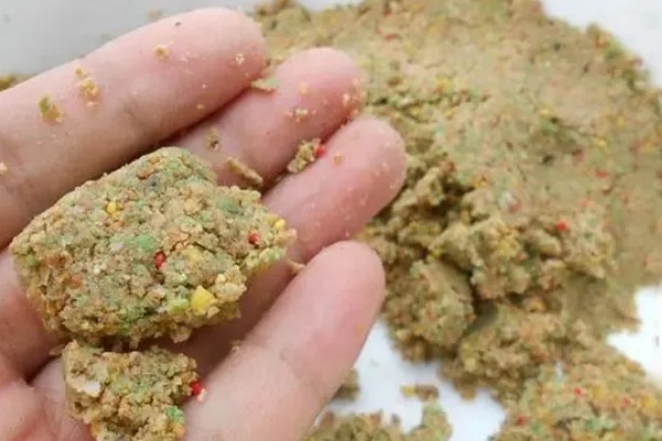 大量西红柿如何长期储存，放到恒温储存室里面进行存储